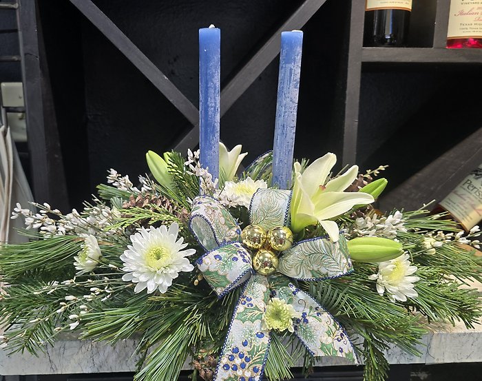 Elegant winter centerpiece