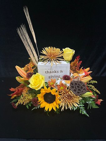 Thanks and Giving centerpiece
