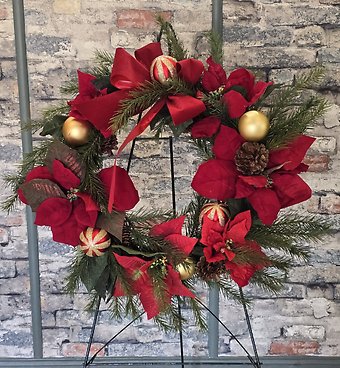 Christmas poinsettia wreath with short easel