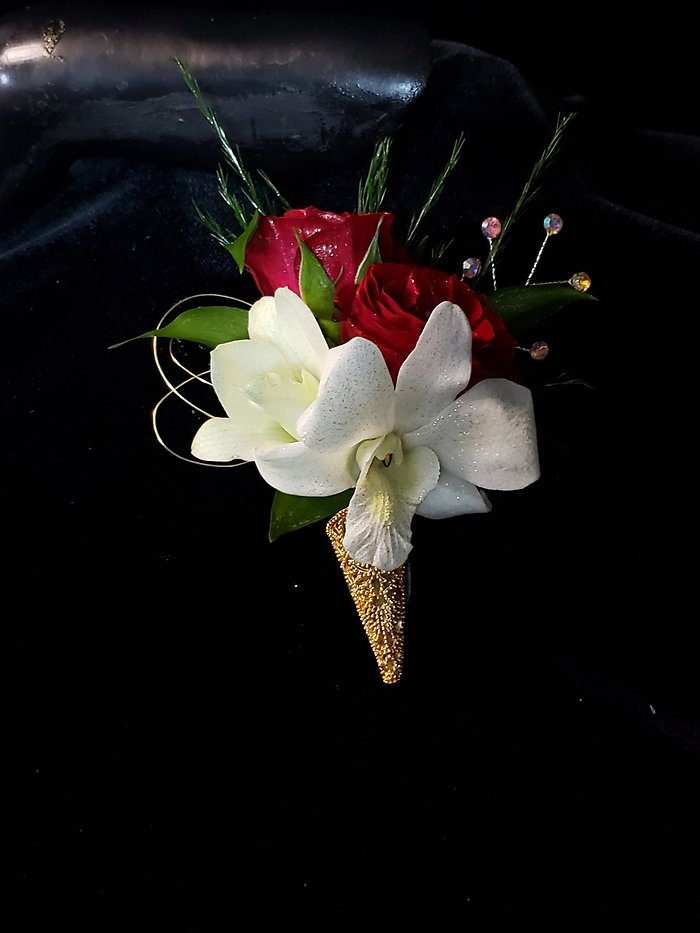 Prom Boutonniere 8