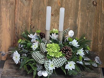 Shimmery christmas centerpiece