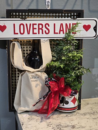 Down lovers lane gift set