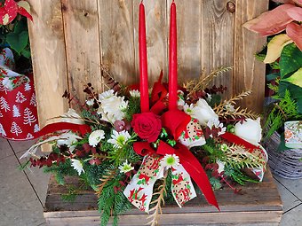 Let us gather centerpiece