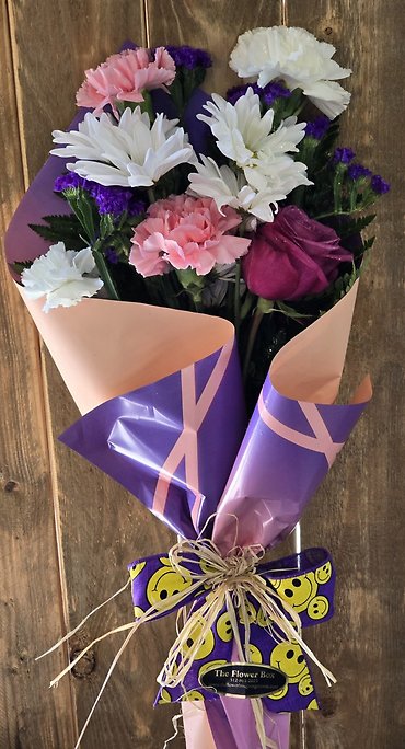 WRAPPED PRESENTATION BOUQUETS