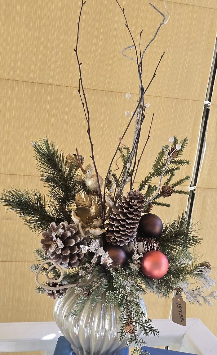 Natural forest silk arrangement